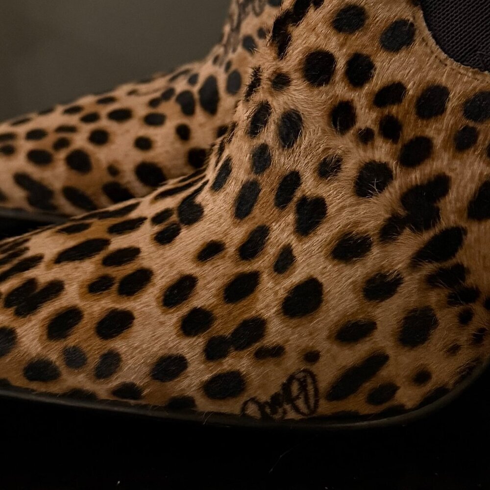 Donald J Pliner Leopard Print Horse Hair Heels Signature Size 6 - Picture 2 of 9